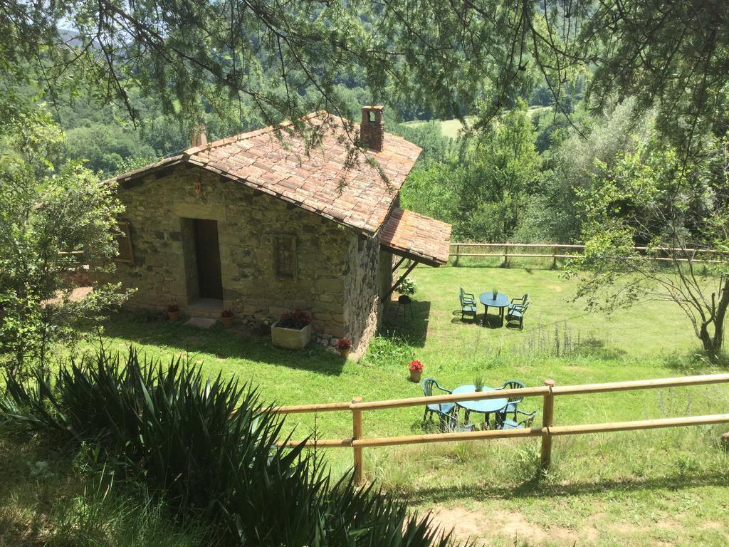 Mas Pardas Santa Pau Exterior photo